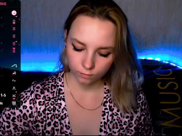 ORNELLAMUTTY's BongaCams show and profile