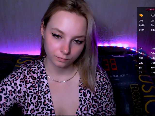 ORNELLAMUTTY live cam profile