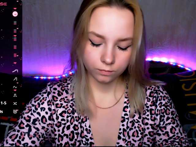 ORNELLAMUTTY's BongaCams show and profile