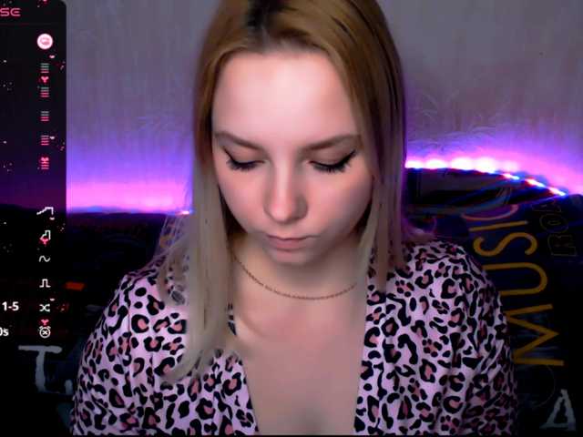 ORNELLAMUTTY's BongaCams show and profile