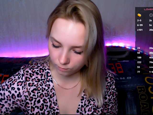 ORNELLAMUTTY live cam profile