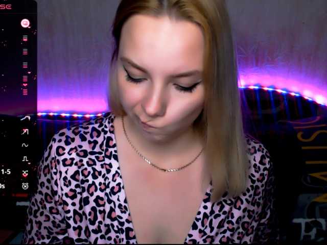 ORNELLAMUTTY's BongaCams show and profile