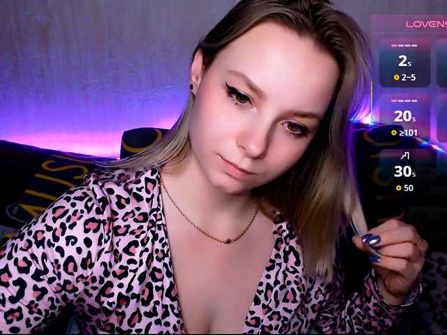 ORNELLAMUTTY's BongaCams show and profile