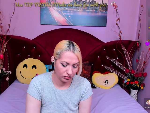 Sensualass77's BongaCams show and profile