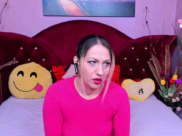 Sensualass77 webcam