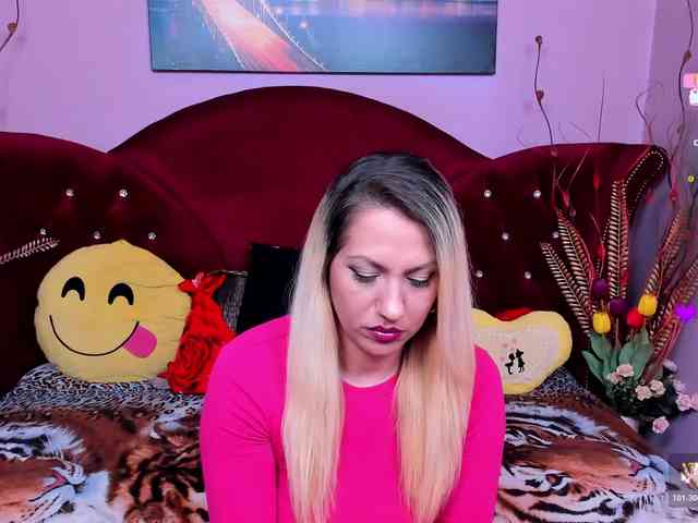 Sensualass77 webcam