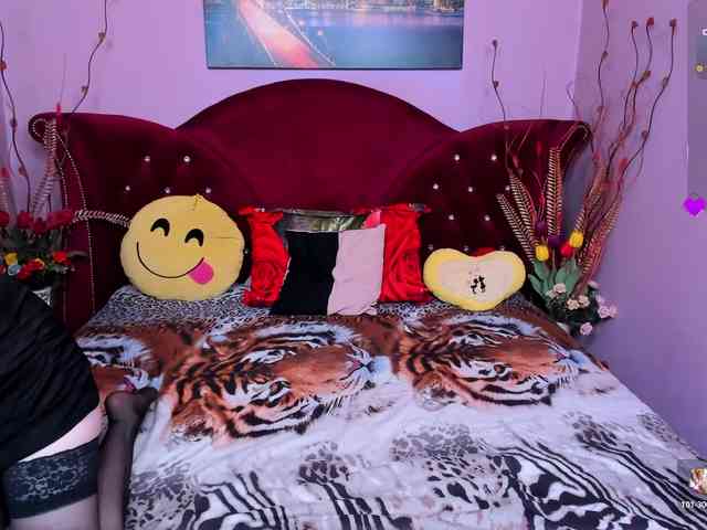 Sensualass77 webcam