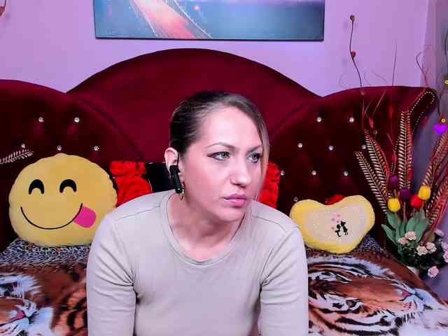 Sensualass77 webcam