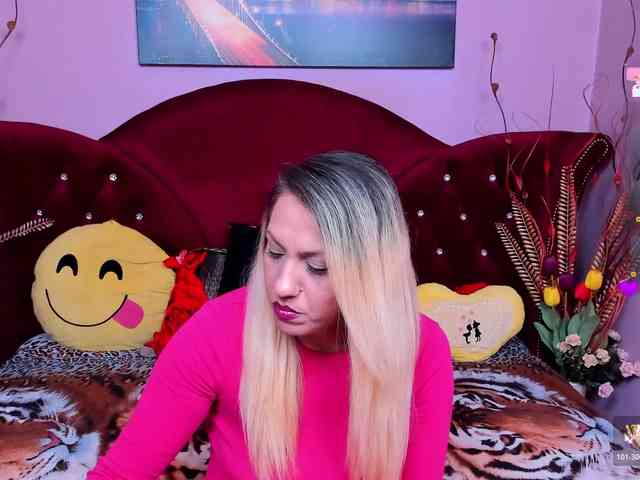 Sensualass77 webcam