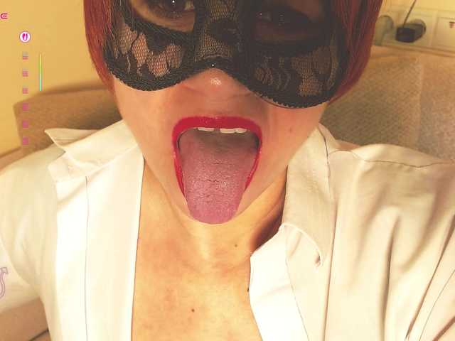 furbaFox's BongaCams show and profile