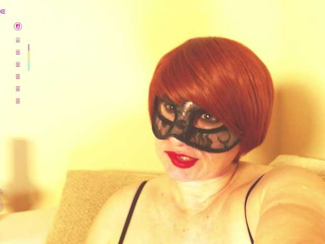 furbaFox's BongaCams show and profile