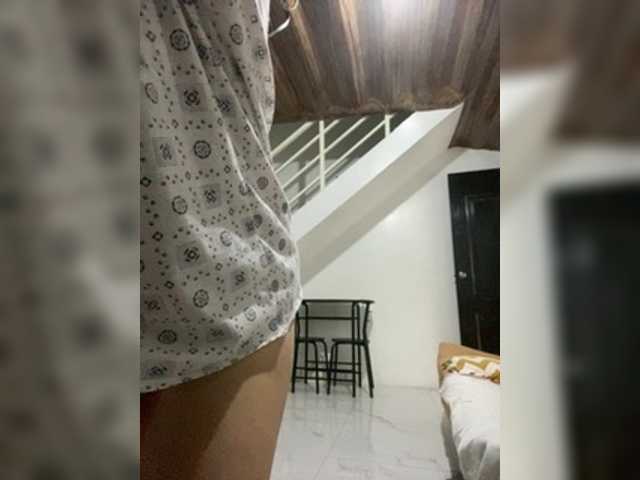 pussylips08 – webcam model profile photo