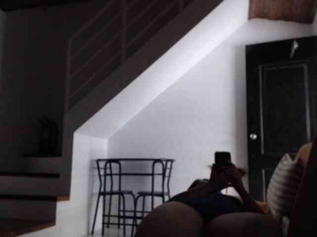 pussylips08 pussylips08