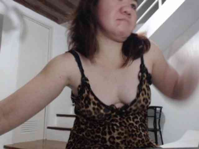 pussylips08 pussylips08