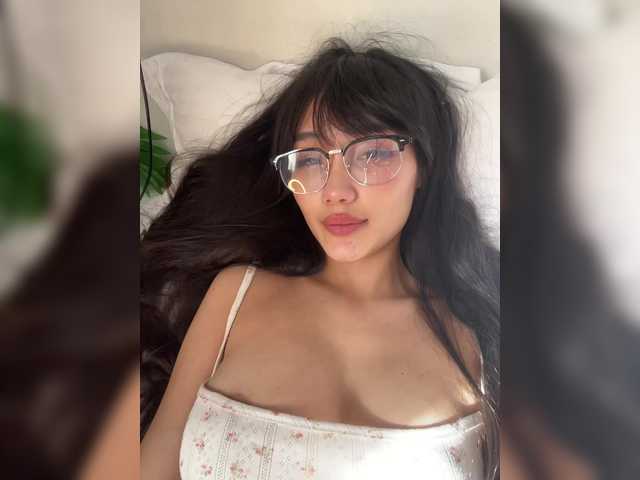 InJiOcean99's BongaCams show and profile