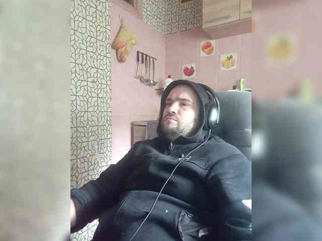 scuban87 Live Webcam on BongaCams