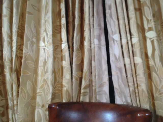 ComeFuckMe18's BongaCams show and profile