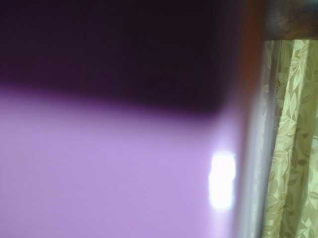 ComeFuckMe18's BongaCams show and profile