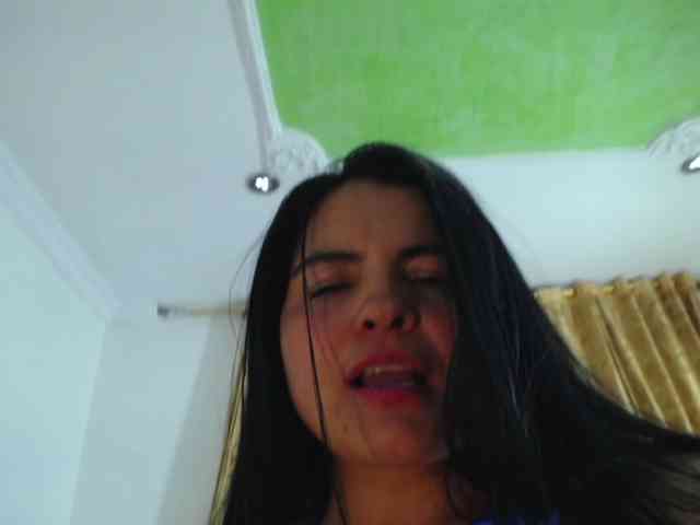 ComeFuckMe18 ComeFuckMe18