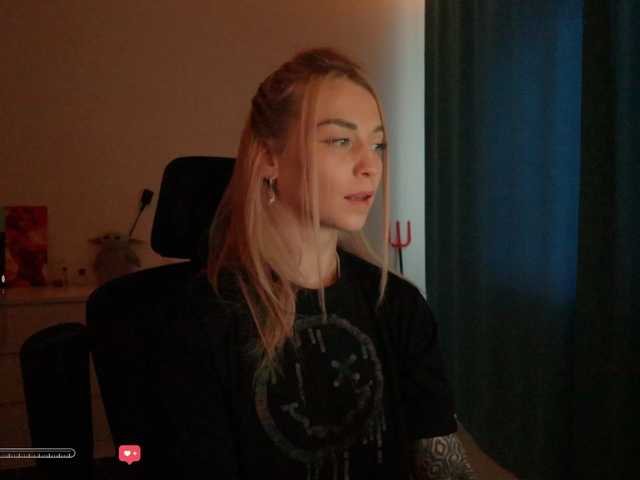 blackmonro cam belle