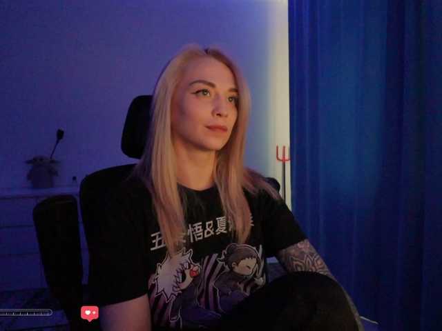 BlackMonro's BongaCams show and profile