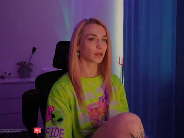 BlackMonro's BongaCams profile