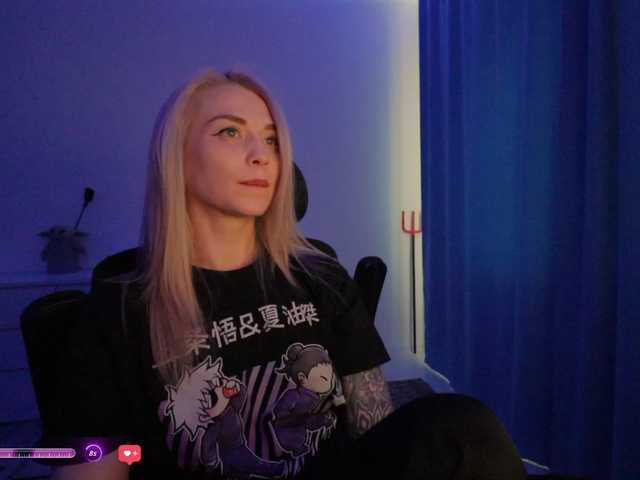 BlackMonro's BongaCams profile