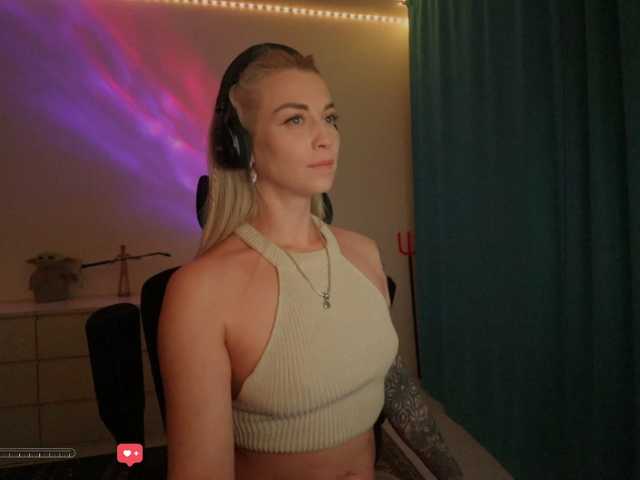 стрип от BlackMonro