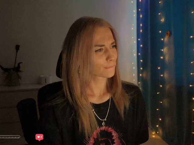 BlackMonro's BongaCams show and profile