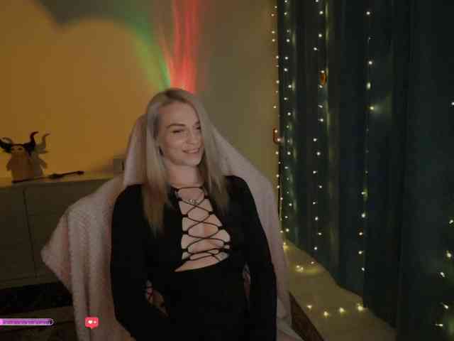 naughty chatroom BlackMonro