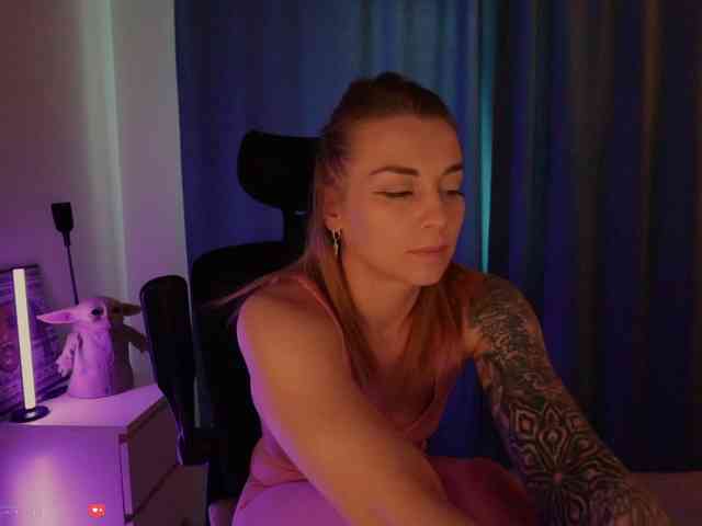 DigitalAlexa webcam