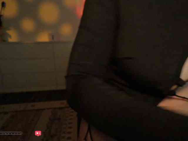 BlackMonro Live Webcam on BongaCams