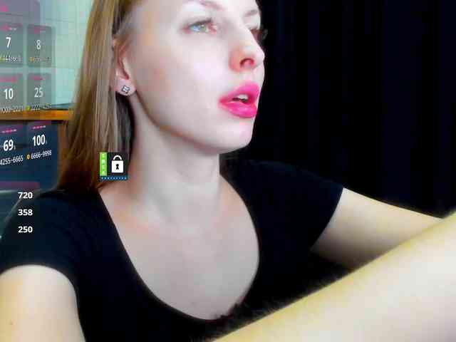 MissFentasy1 Live Webcam on BongaCams