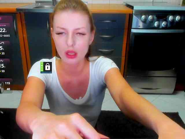 PinkPanterka webcam