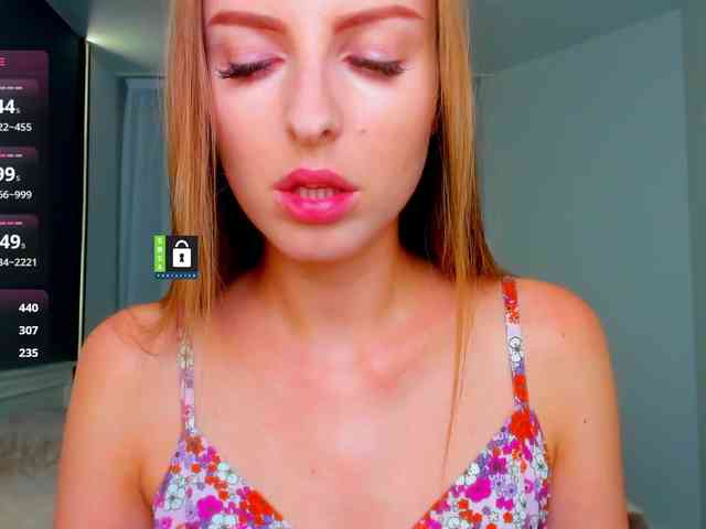 PinkPanterka webcam