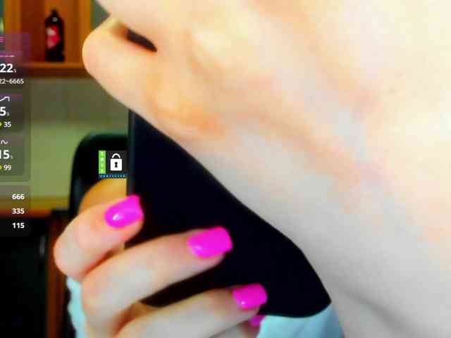 PinkPanterka webcam