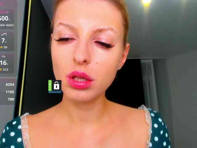 PinkPanterka webcam