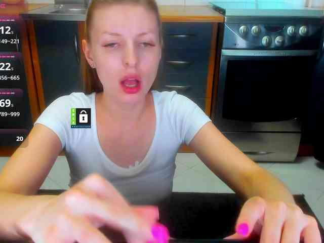 PinkPanterka webcam