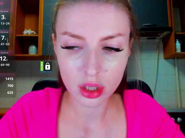 PinkPanterka webcam