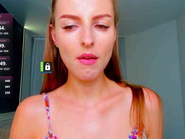PinkPanterka webcam
