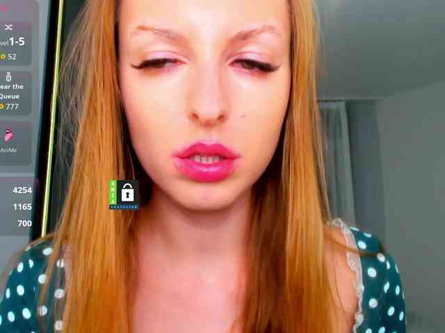 PinkPanterka webcam