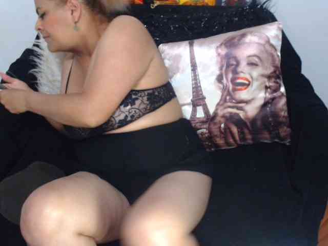 TrishaX webcam