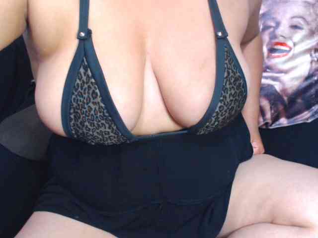 TrishaX webcam
