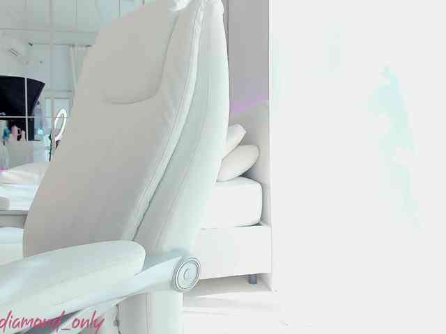 Miss__Diamond webcam
