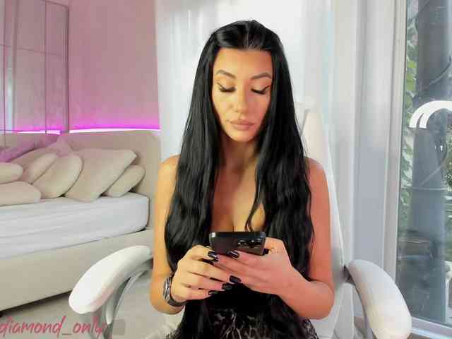 Miss__Diamond webcam