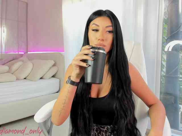 Miss__Diamond webcam