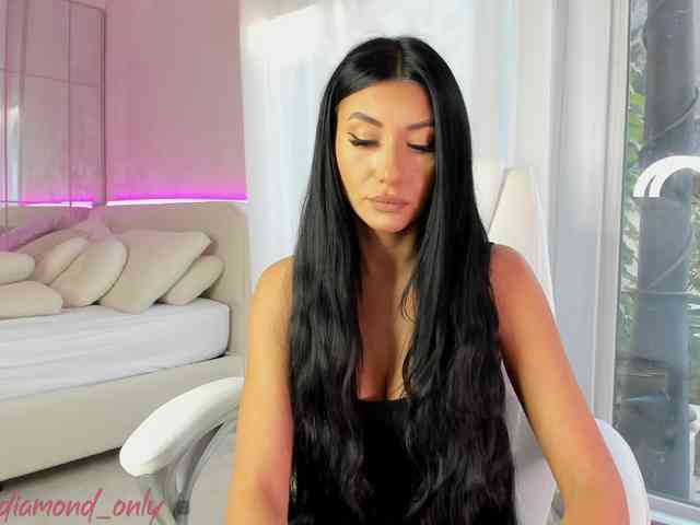 Miss__Diamond webcam
