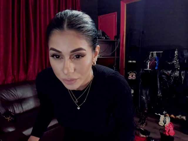 puffyllove's BongaCams show and profile