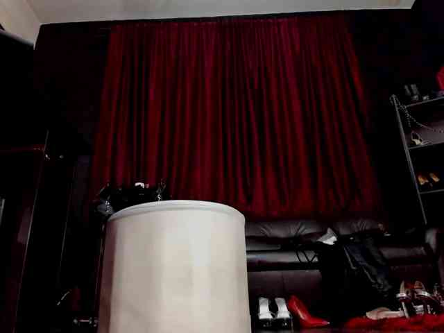 MissPuffyllove webcam