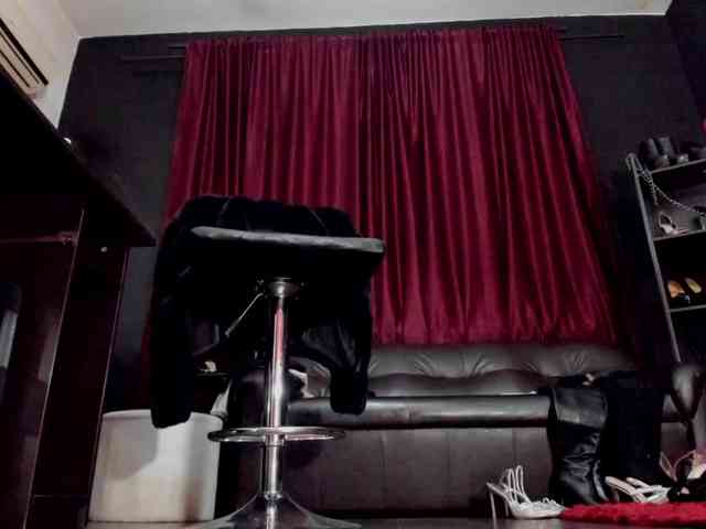 MissPuffyllove webcam